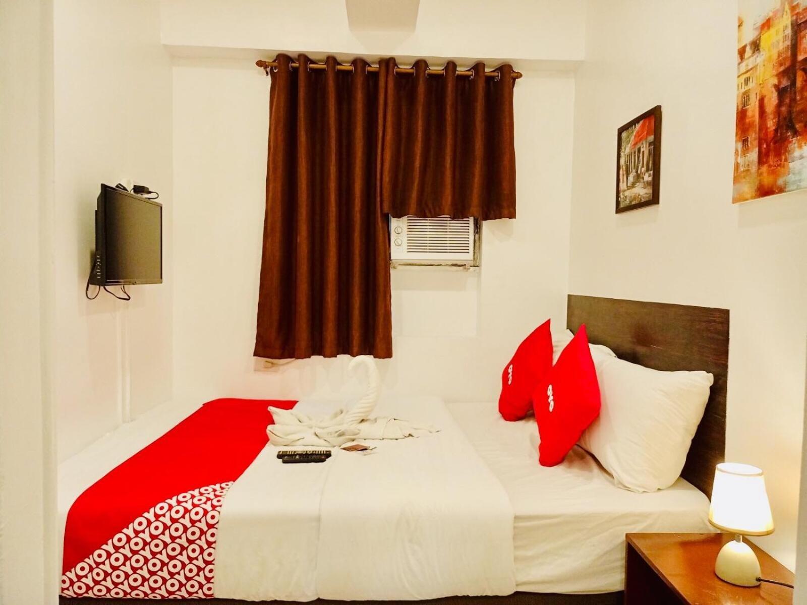 Oyo 888 City Stay Inns Fortview Bgc Pasig City エクステリア 写真